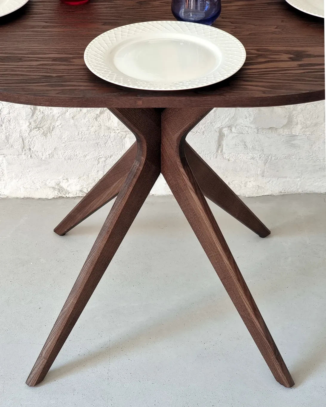 Stół owalny JUBI Racetrack 75x100cm orzech naturalny - NRGBTJ_OVAL_WAL