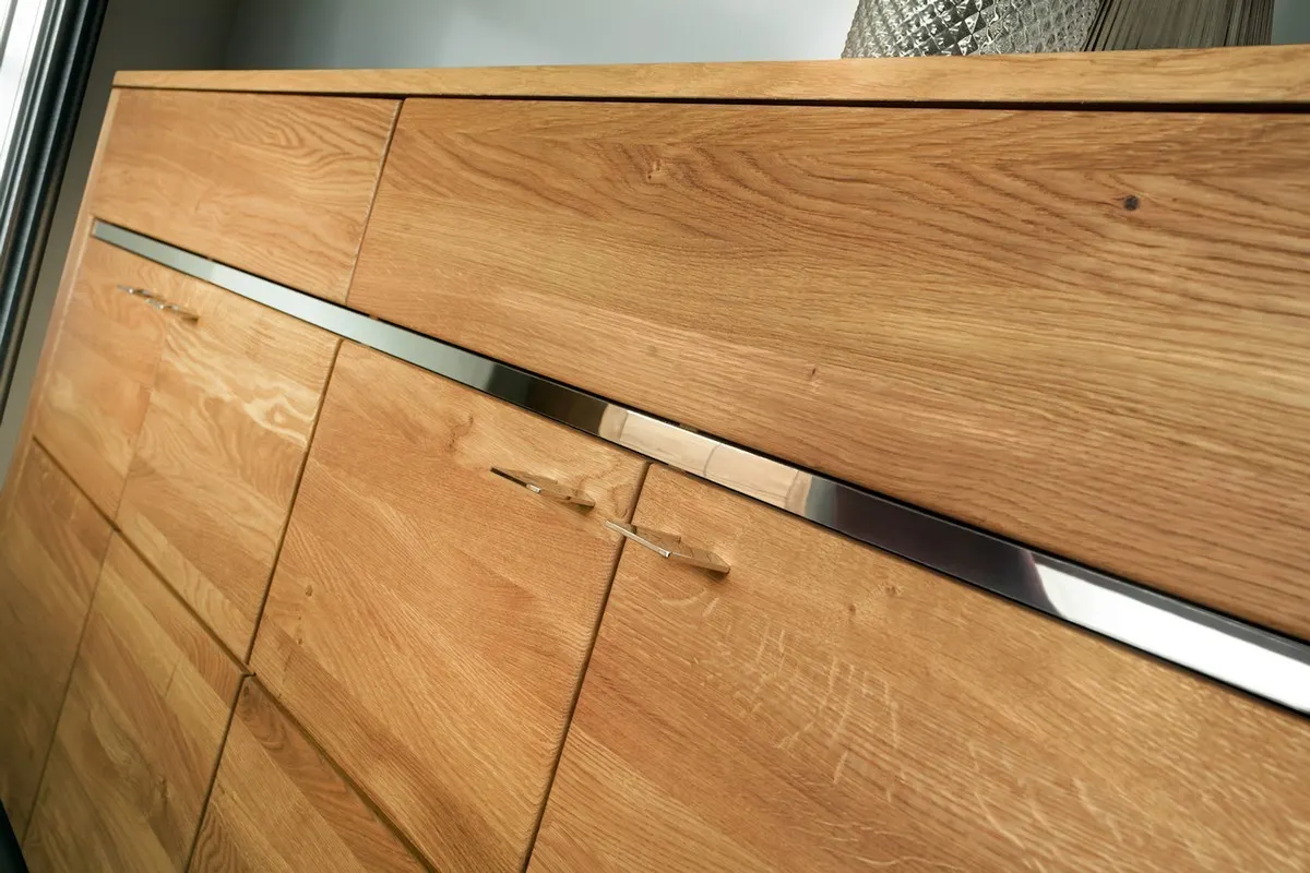 Komoda LATINA 45 drewniana 4-drzwiowa z 2 szufladami dąb miodowy 180x91x42cm - TH-100-1473