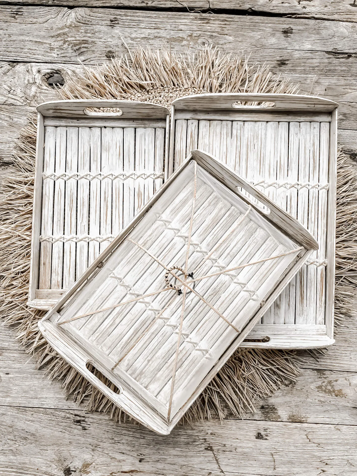 TACA Z POKROWCEM NA JEDZENIE M BIAŁA - MMHA66WM