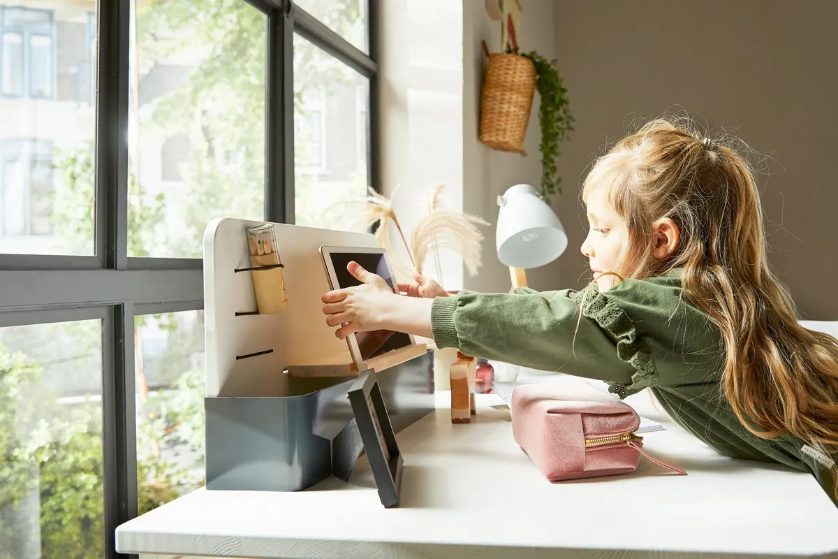 Biurko dziecięce drewniane białe KOMBI 120x67 z nadstawką i szufladą - 320-10