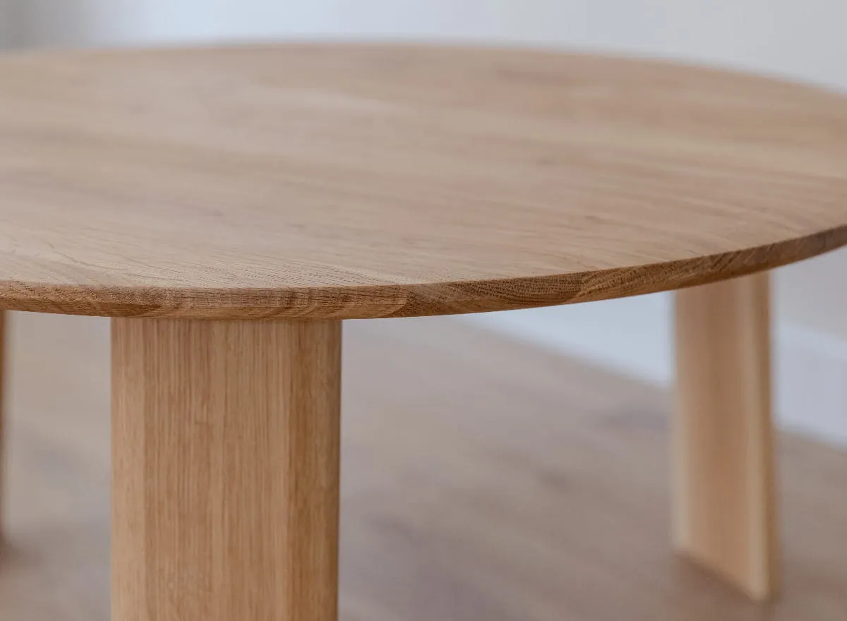 Stolik kawowy okrągły MONTI 71 cm dębowy - olejowany - PRHMON71D