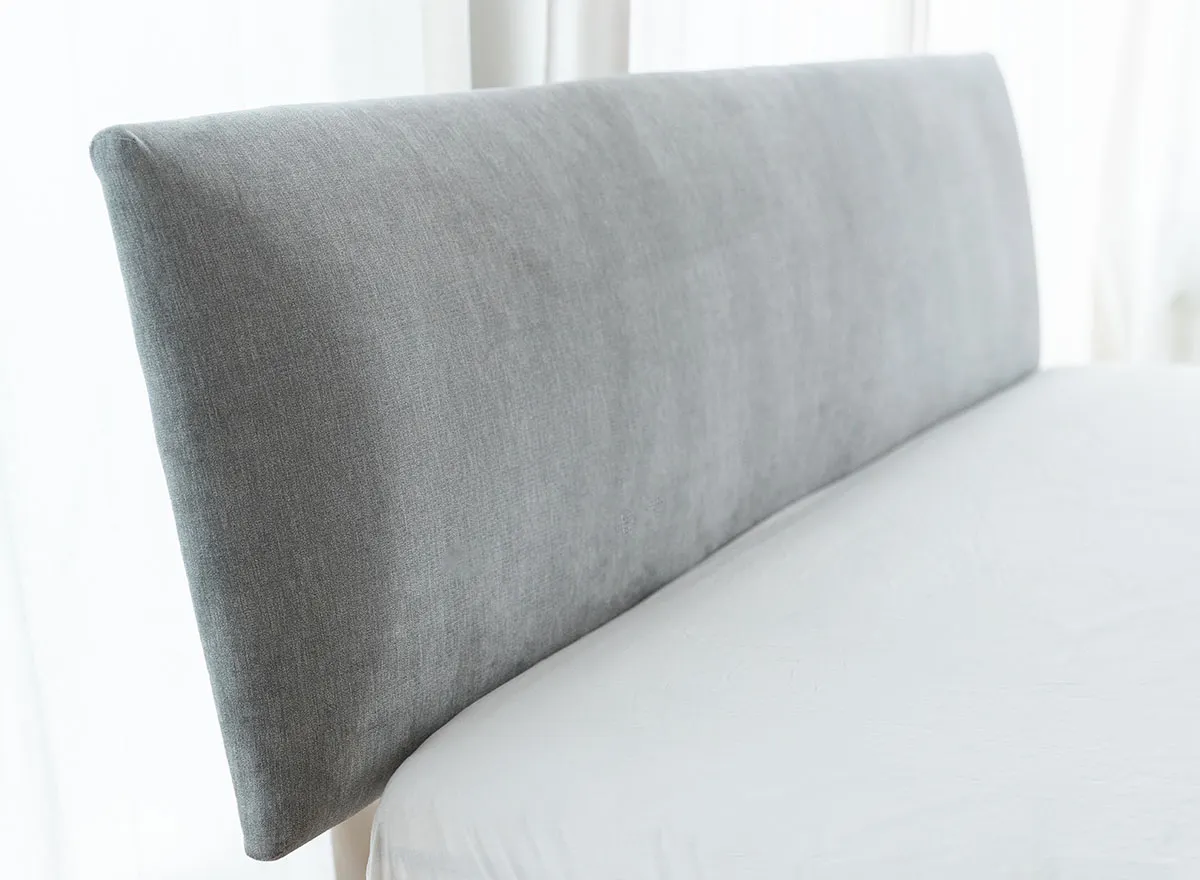 Łóżko dębowe z tapicerowanym zagłówkiem CADI Dębowy Sen 160x200 dąb olejowany szary - ZICAD_160