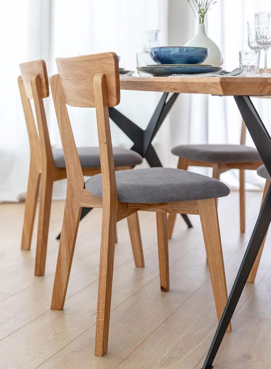 Krzesło drewniane LEON grafitowe siedzisko dąb olejowany - KULKLM85