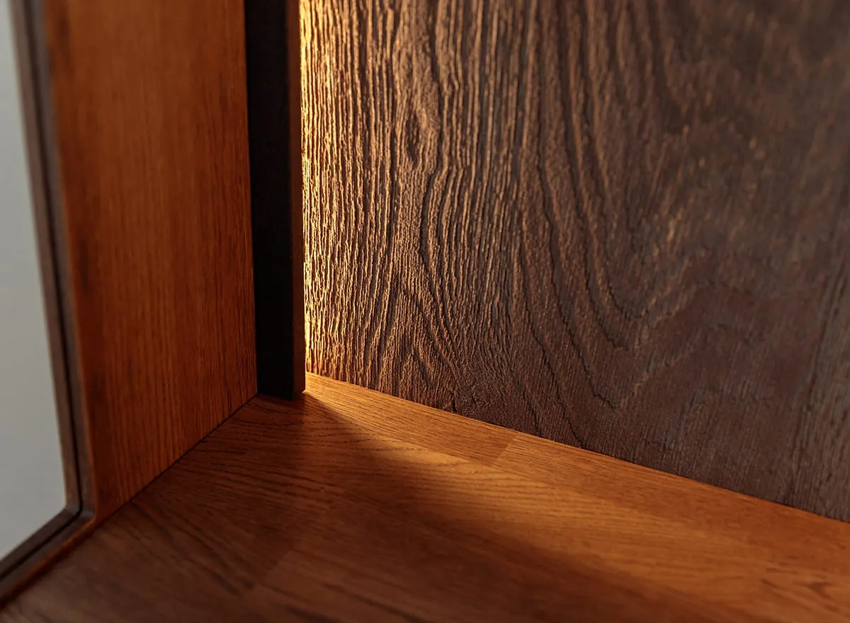 Witryna niska szklana dębowa COLLODI z oświetleniem - tabacco - ZICOL13T