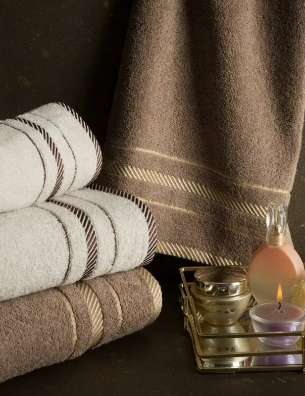 RĘCZNIK KORAL (01) 30 X 50 CM BIAŁY - EU_424229