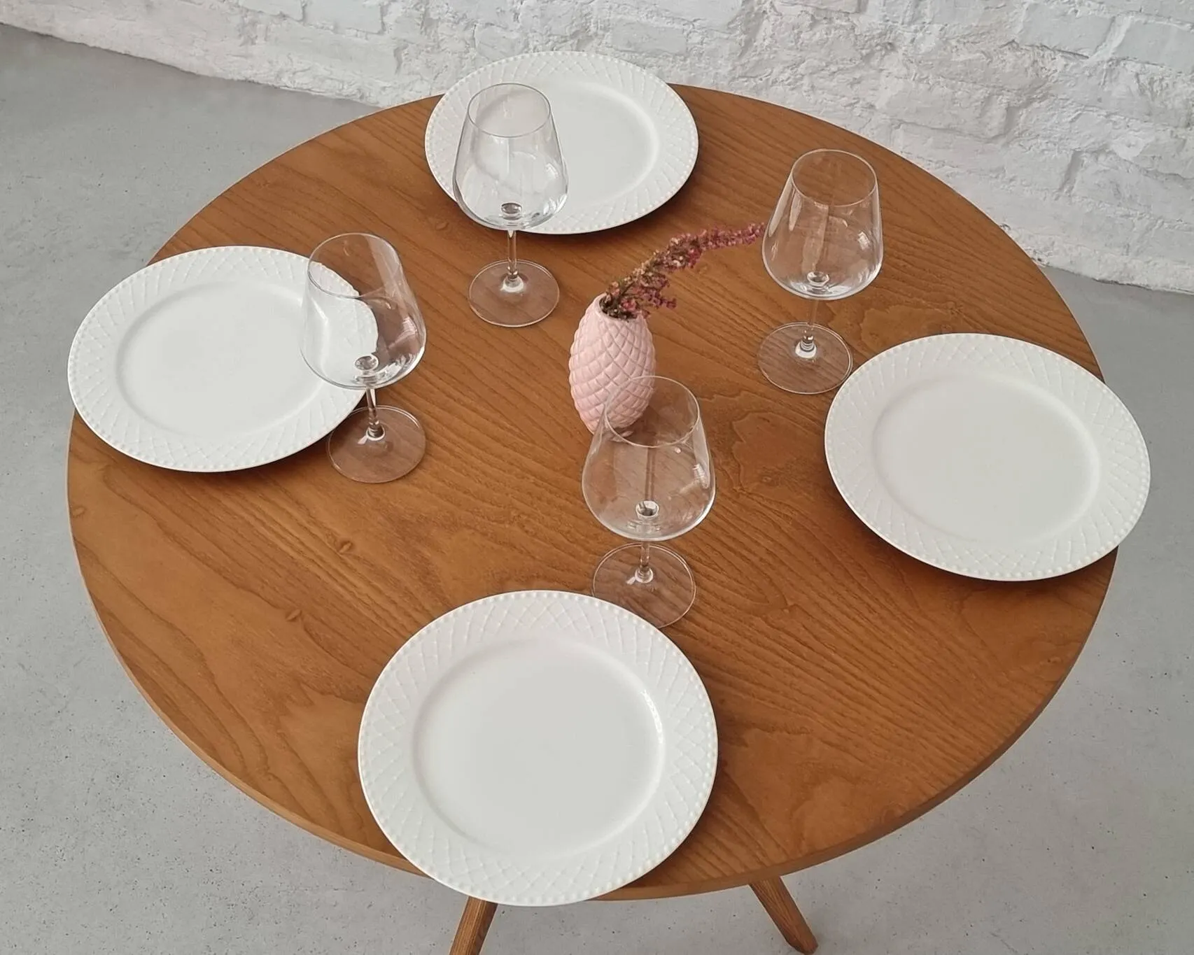 Stół okrągły JUBI 80cm orzech - NRAGABATJ80_WALNUT