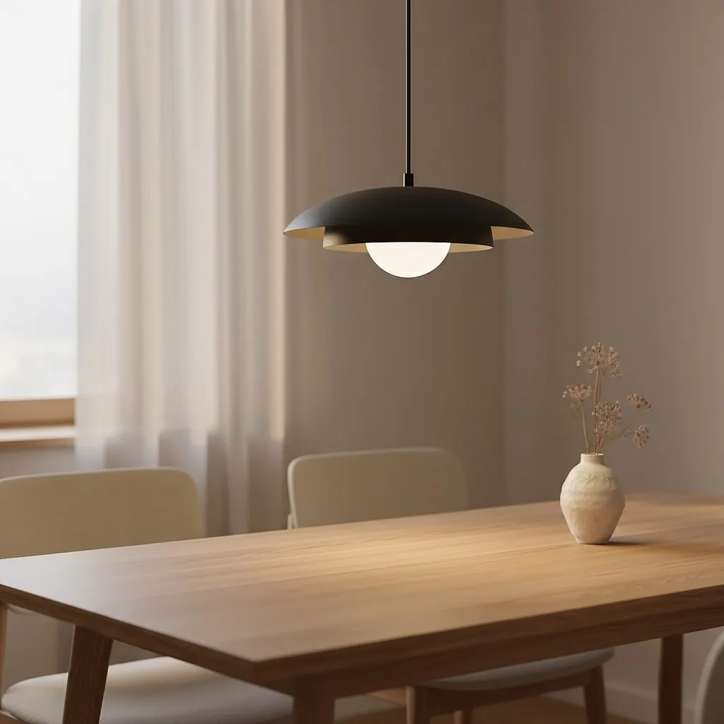 image lampa sufitowa, lampka dekoracyjna, minimalistyczny design, stół z drewna, dekoracja domu