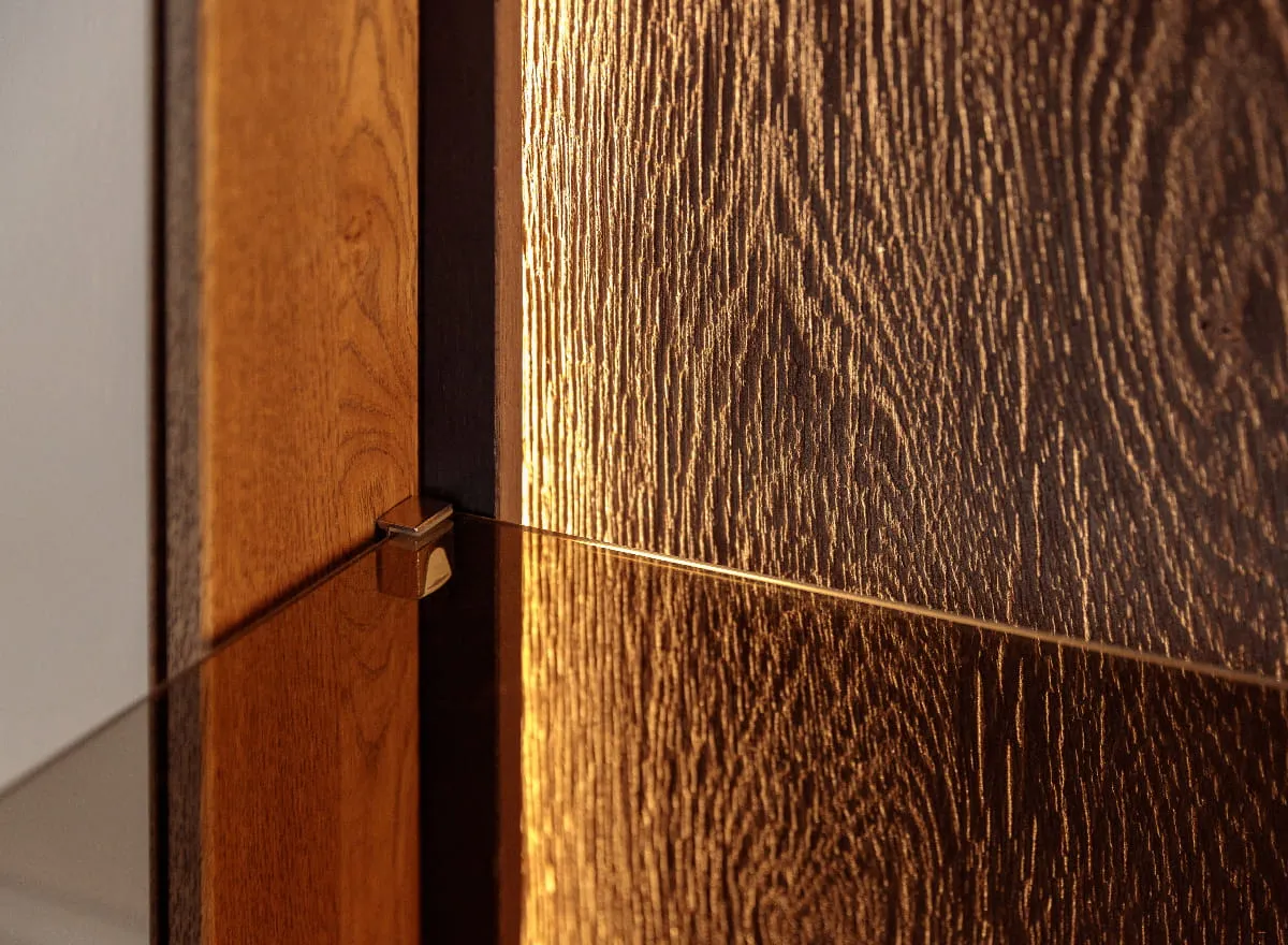 Witryna z regałem dębowa COLLODI z oświetleniem - tabacco - ZICOL03T