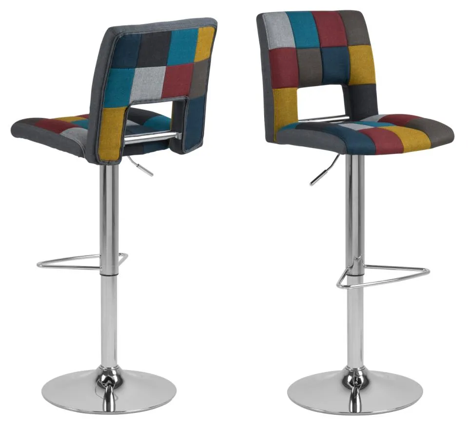 image stołek barowy, krzesło barowe, kolorowy patchwork, metalowy stelaż, podstawa chromowana