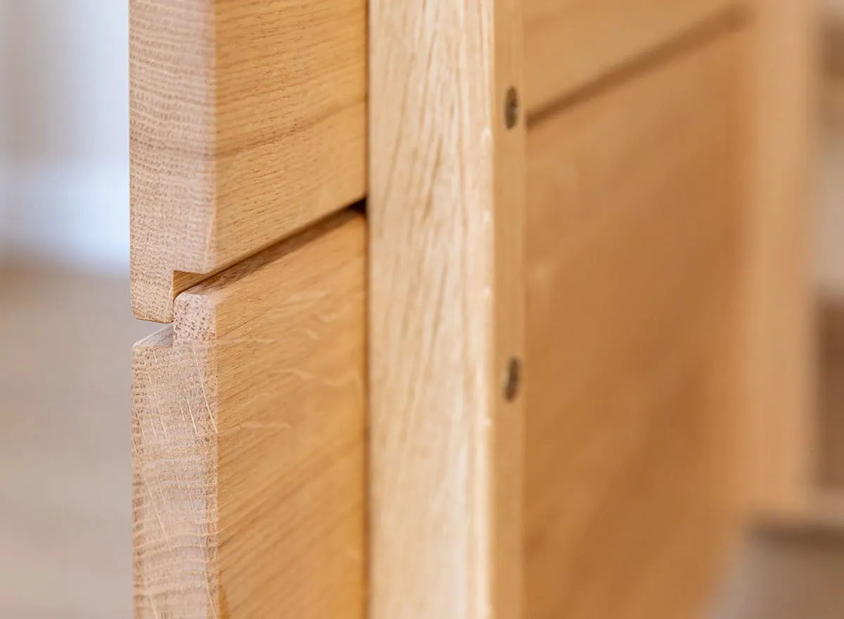 Komoda drewniana DIVISIONE oświetlenie led 123 cm dąb olejowany - ZIDIV07