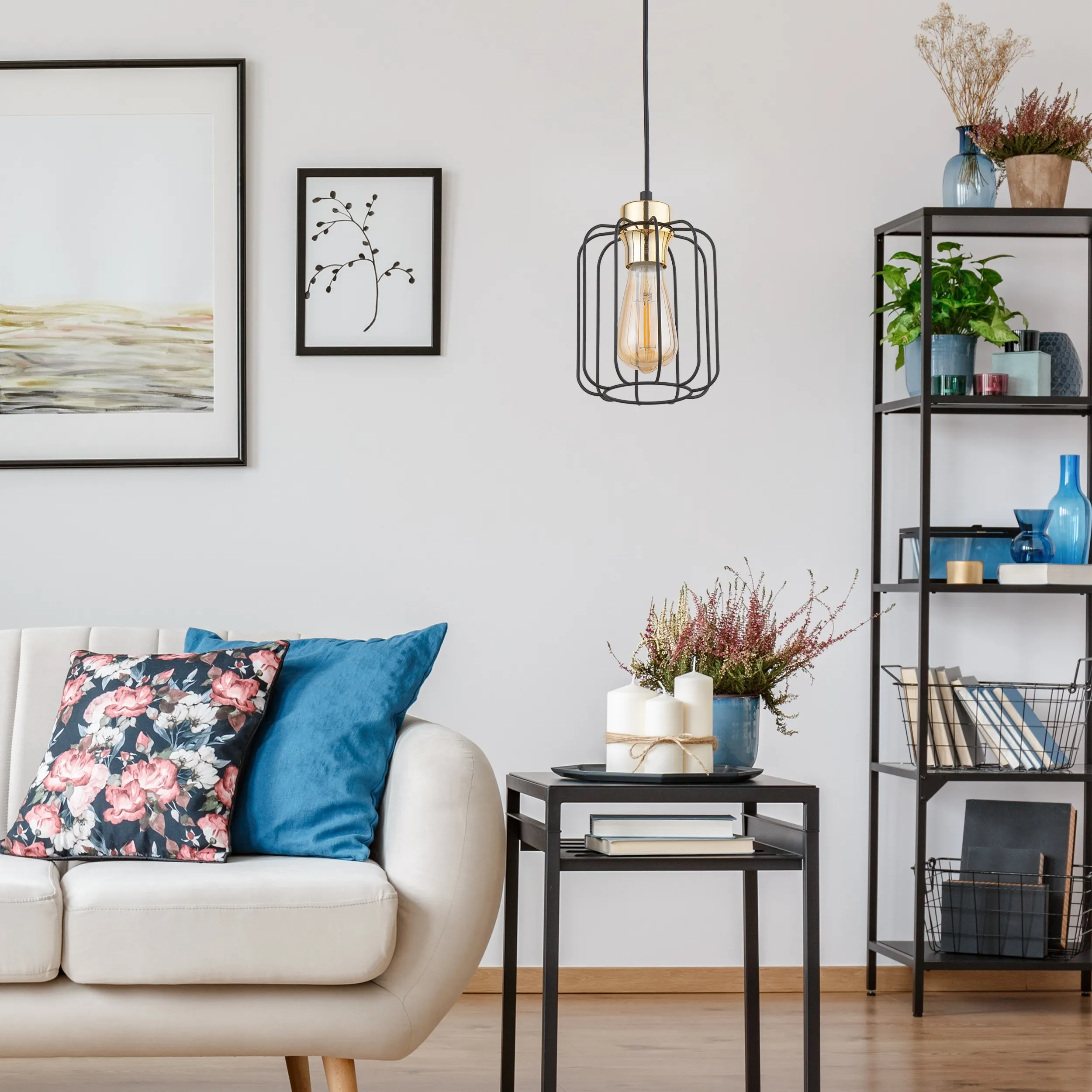 Lampa wisząca GALAXY czarna ze złotym elementem 158x15cm - TK_4714