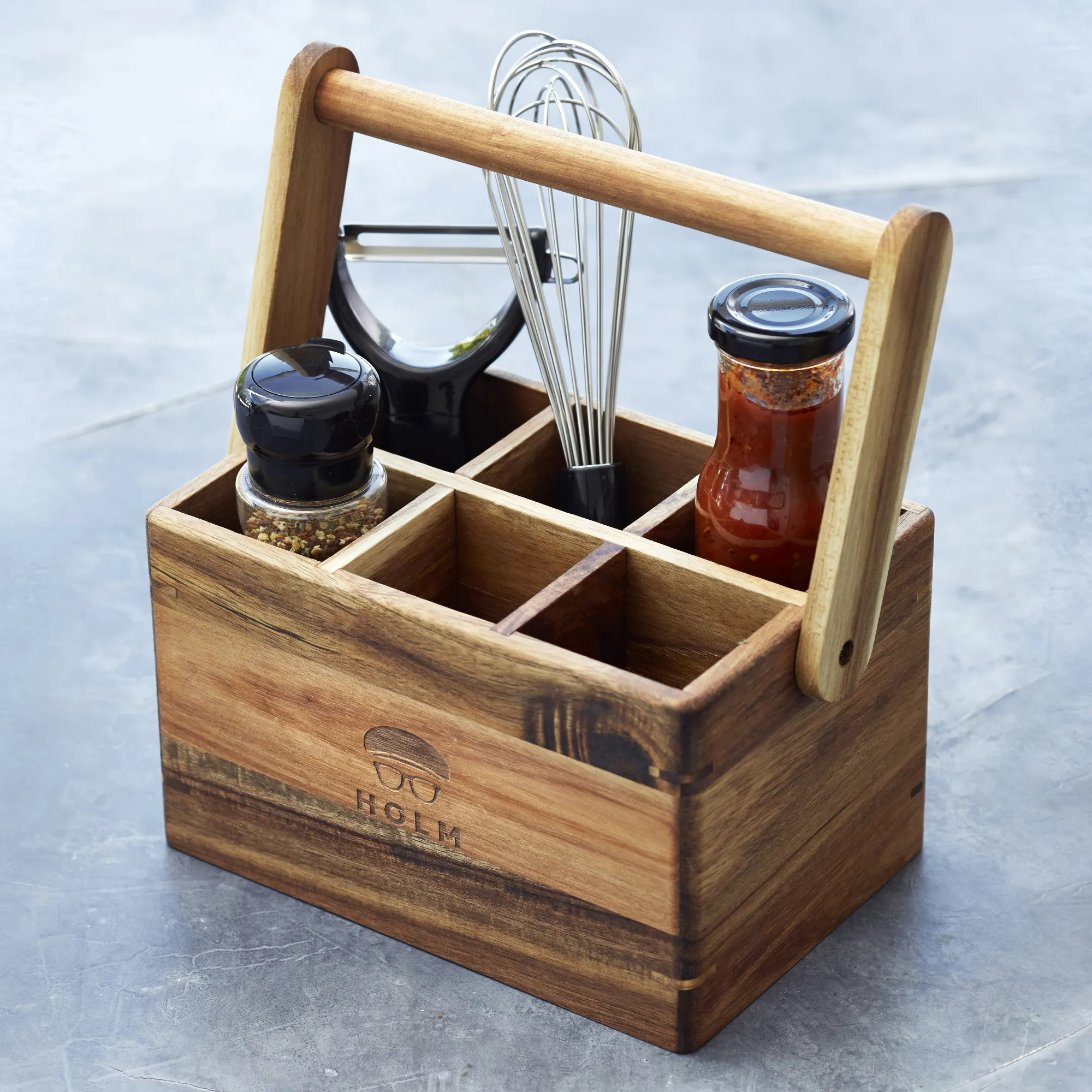 image drewniana skrzynka, organizer, przybory do gotowania, sol/pieprz, akcesoria kuchenne