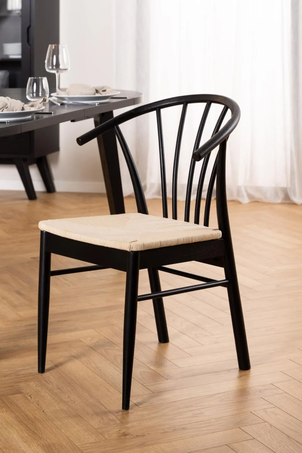 Krzesło z podłokietnikami Kasioppe Plecionka- Złamana biel, Czarny ( zestaw 2 sztuk ) - 0000097755