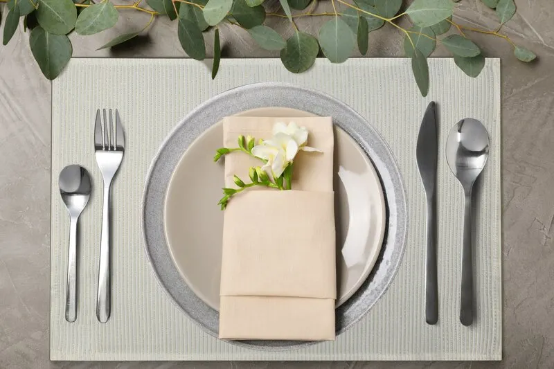 Podkładka na stół ALISA 30 X 40 CM BIAŁY Podkładka na stół ALISA 30 X 40 CM BIAŁY