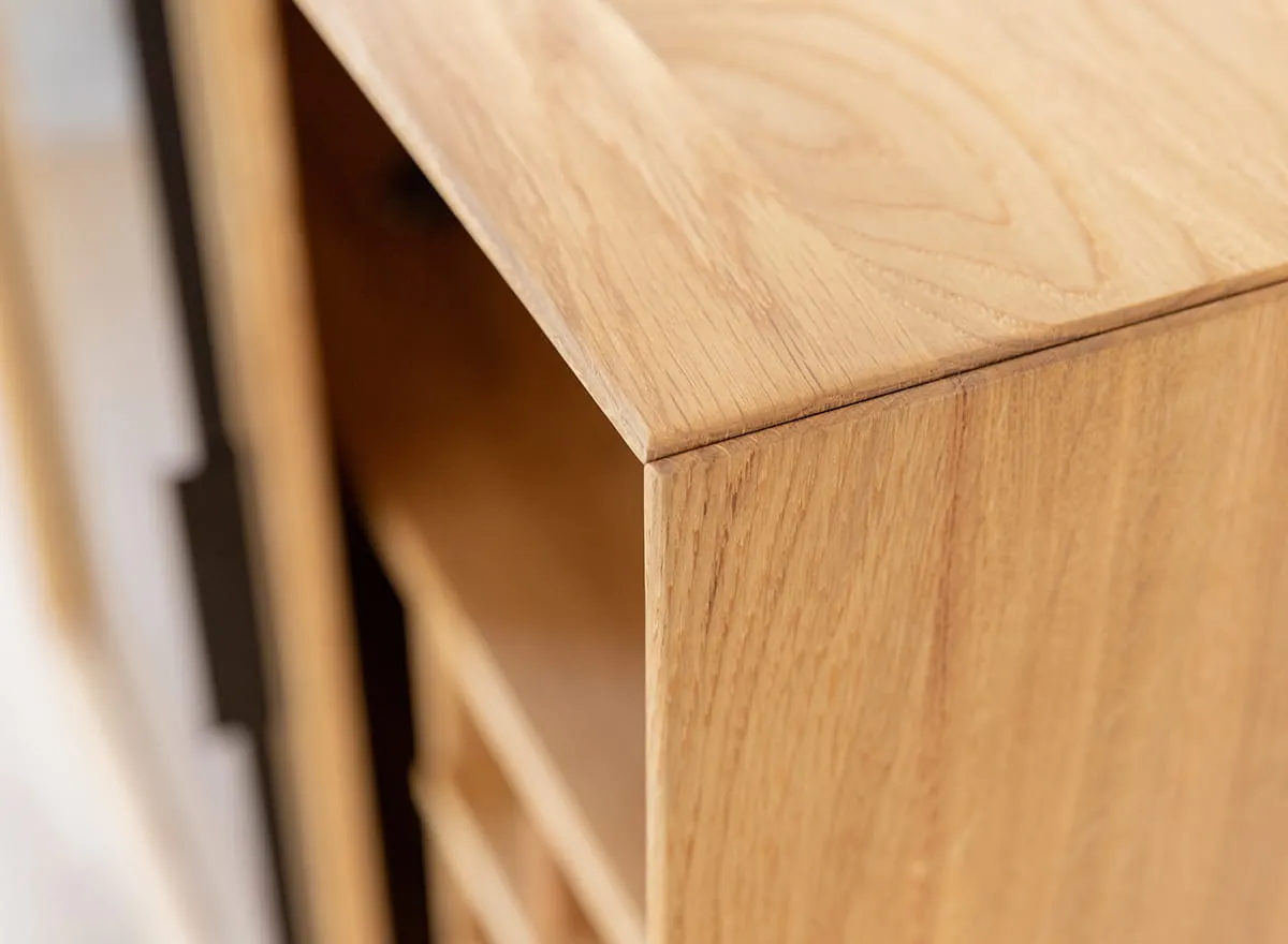 Komoda z barkiem MODERN LOFT 2-drzwiowa z przeszkleniem - dąb olejowany, czarny - PLMOL01S