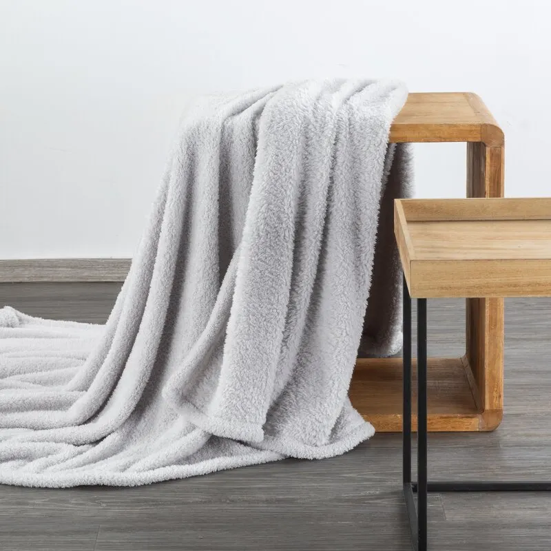 Miękki polarowy koc D91 LORI 170 X 210 cm Srebrny Ręcznik, Ręcznik kąpielowy