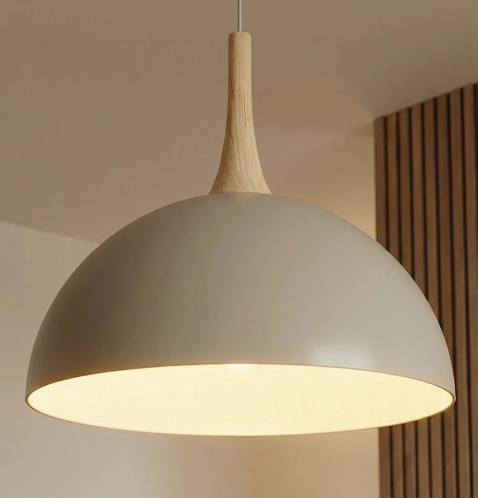 lampa wisząca, glass dome, drewniana oprawa, szara kopuła, lampka sufitowa