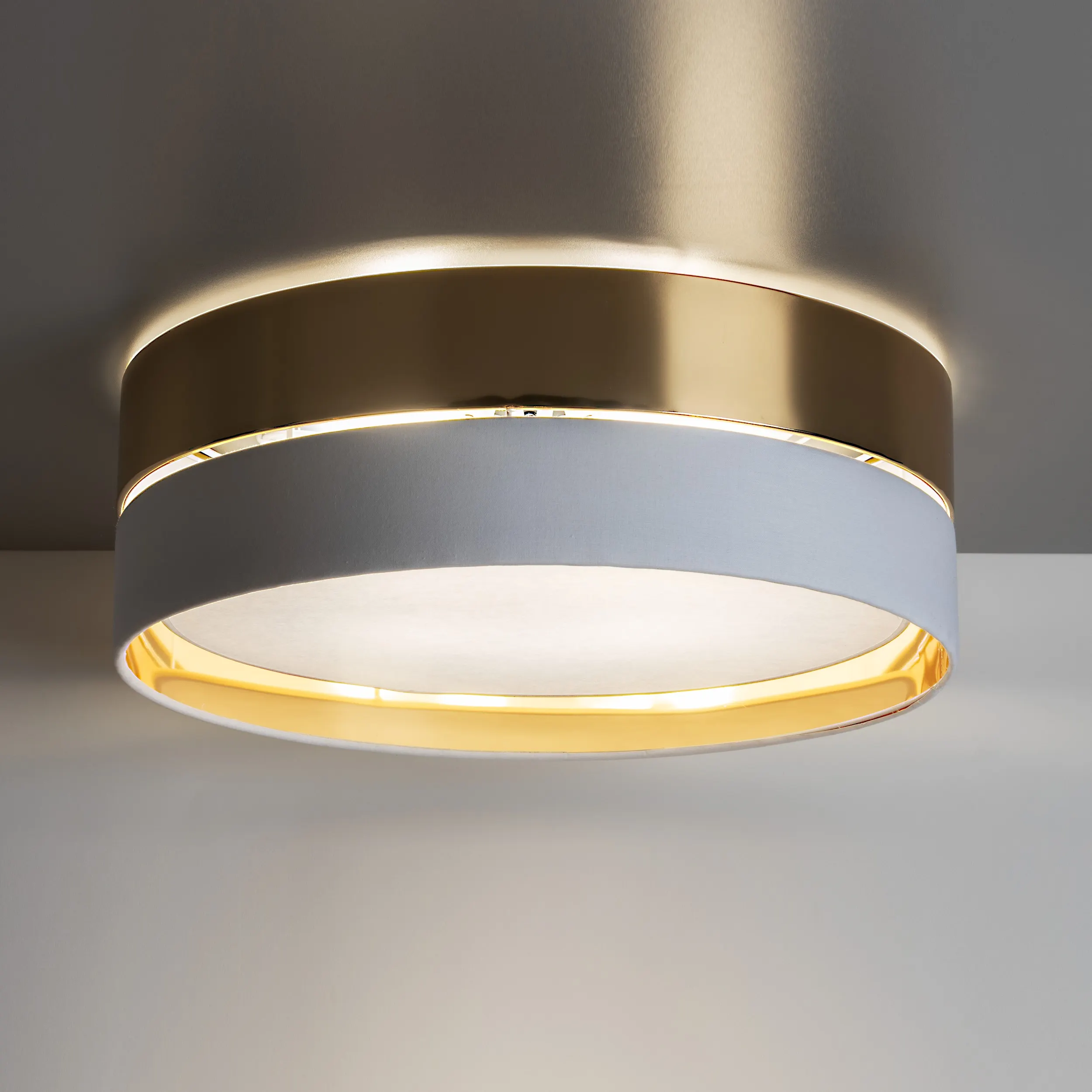 Lampa sufitowa HILTON biała ze złotymi elementami okrągła 45x16cm - TK_4772