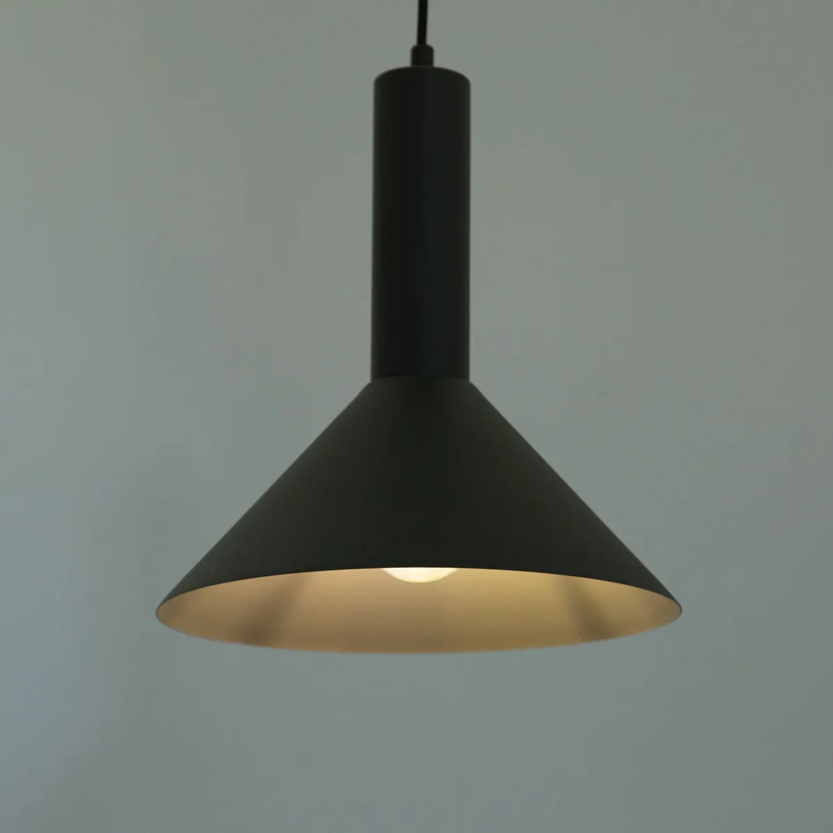Lampa wisząca stożek VITRUM ciemna oliwka - SI_40969