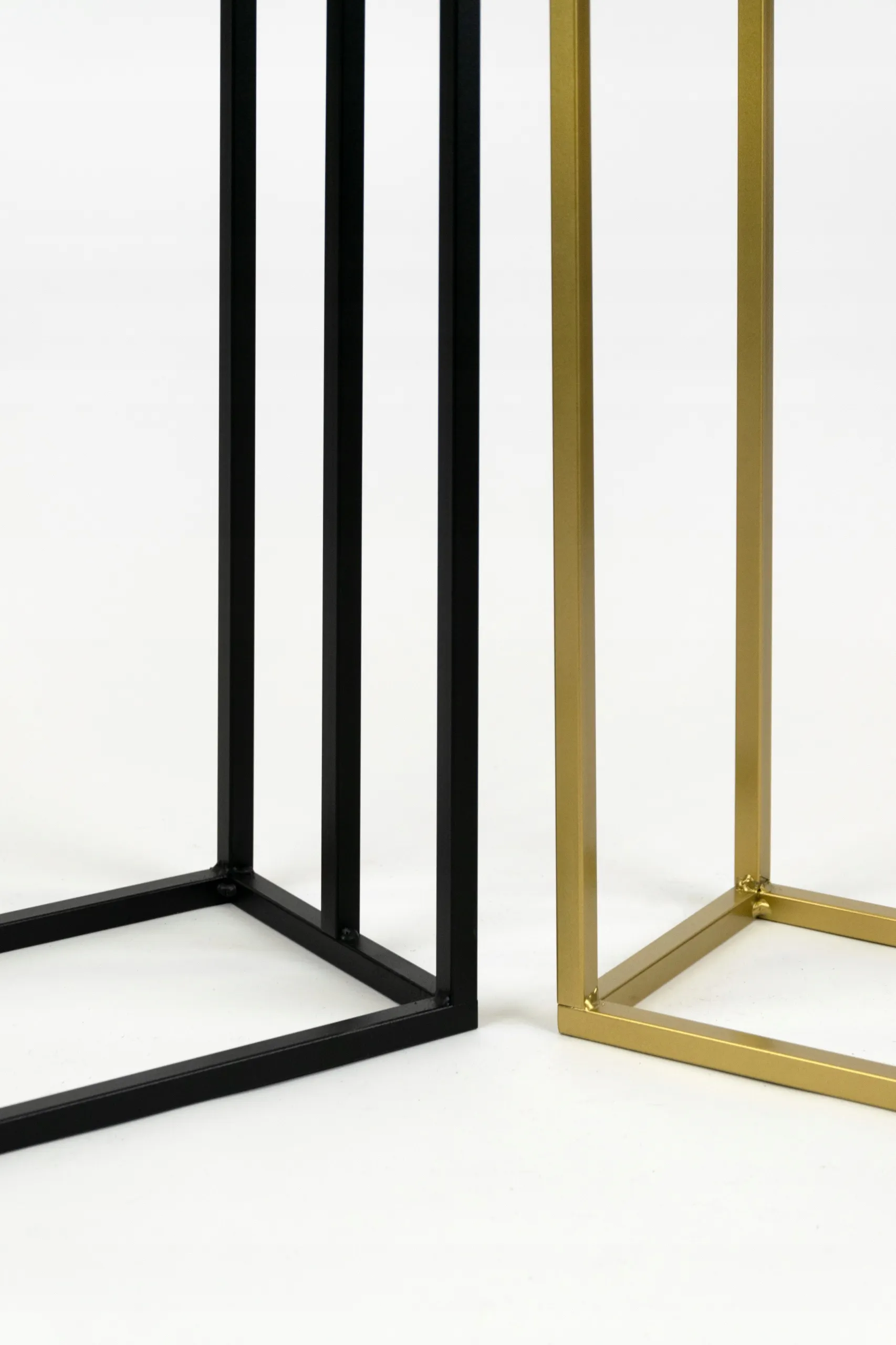 Stojak na ręczniki metalowy NANCY L złoty - LD_TZ000055