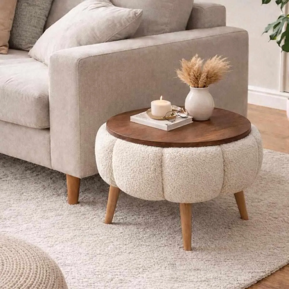 image pouf, stolik_okrągły, tkanina_sheep, sofa_kanapa, drewniane_nogi
