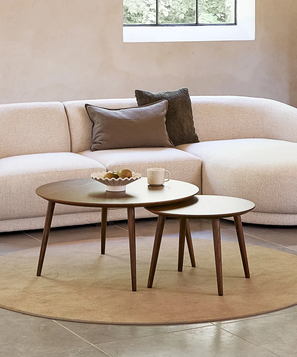 Zestaw stolików kawowych ADDA 2szt. (FI 58cm - FI88cm) - dąb wędzony - UN_48582930