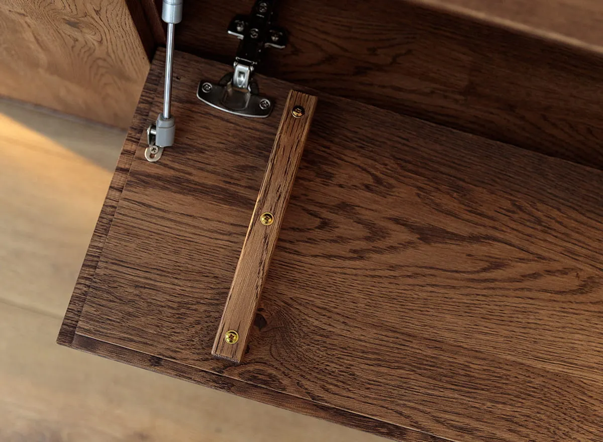 Komoda TV dębowa COLLODI 4-drzwiowa z oświetleniem 165 cm - tabacco - ZICOL06T