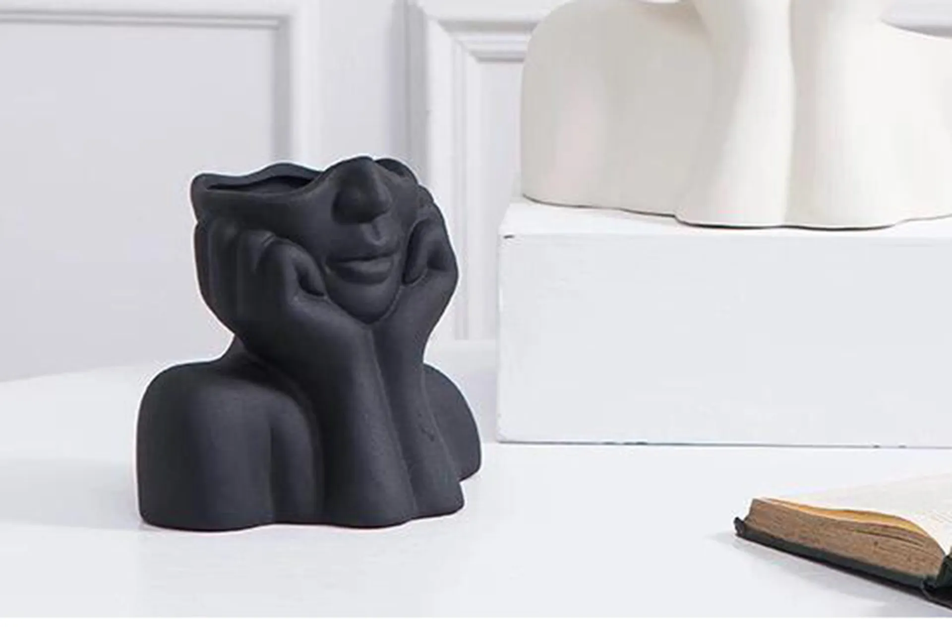 Wazon ceramiczny ISKANDINAV LAYD 19x11x16 cm czarny - ASI_963DNL1122