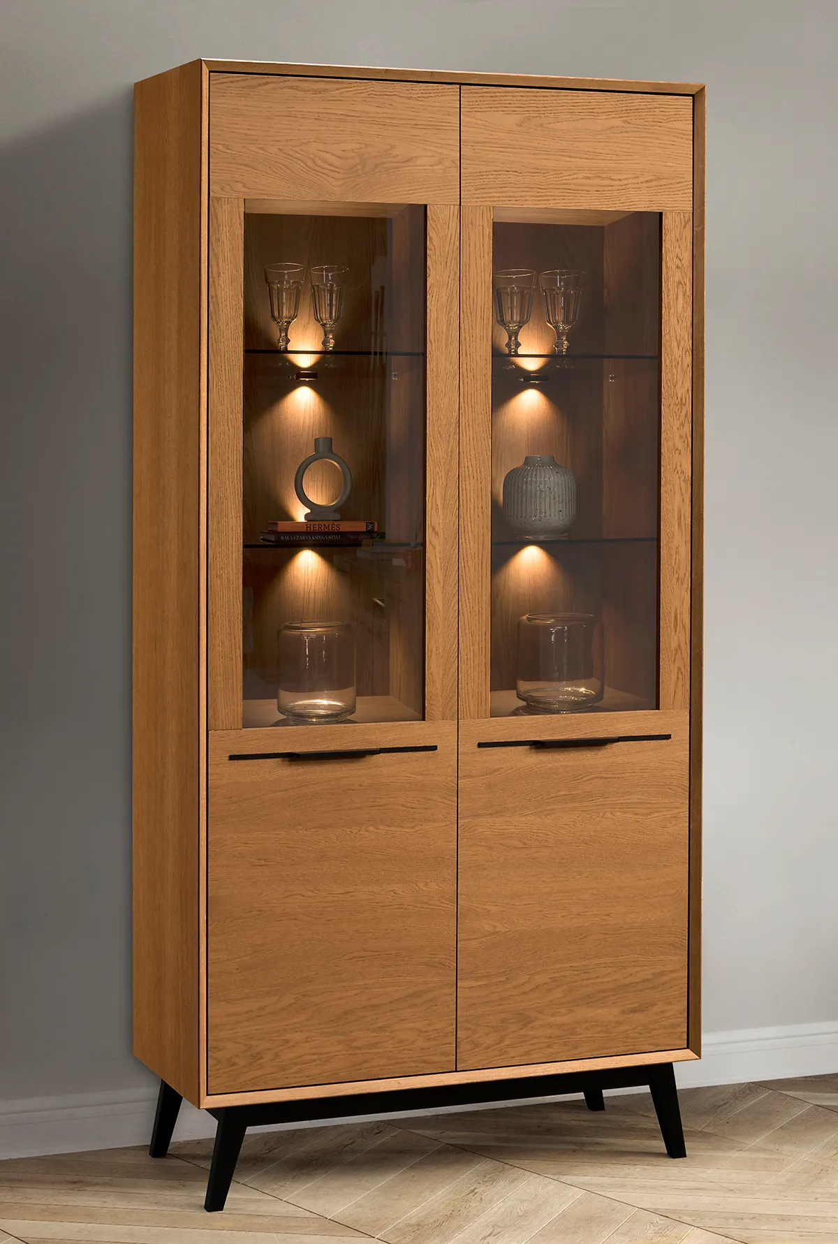 Witryna LAZURE 12 2-drzwiowa z oświetleniem dąb karmelowy, czarny 195x95x42cm - TH-100-1771