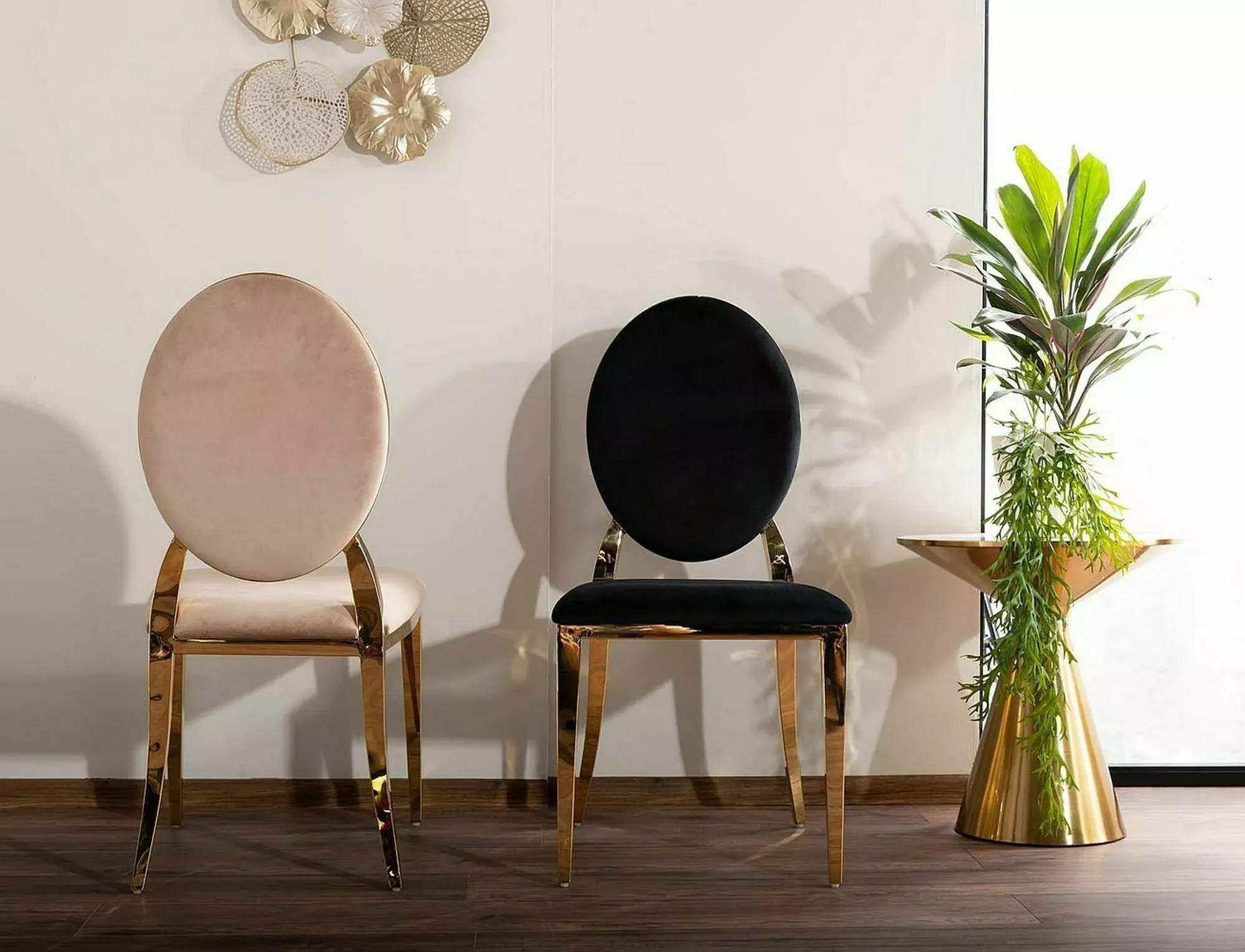 Krzesło KING VELVET Bluvel 19 czarne złoty stelaż - KINGVZLC