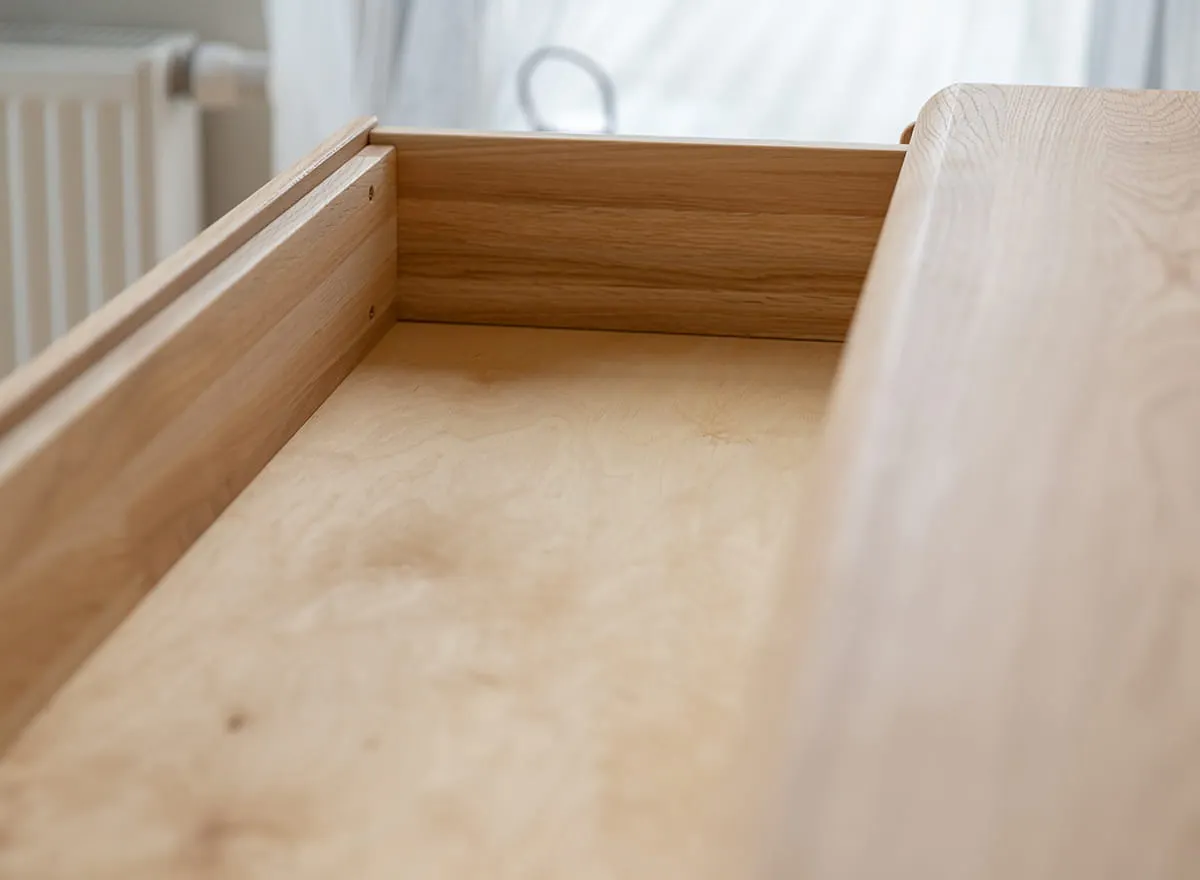 Komoda drewniana DIVISIONE oświetlenie led 123 cm dąb olejowany - ZIDIV07