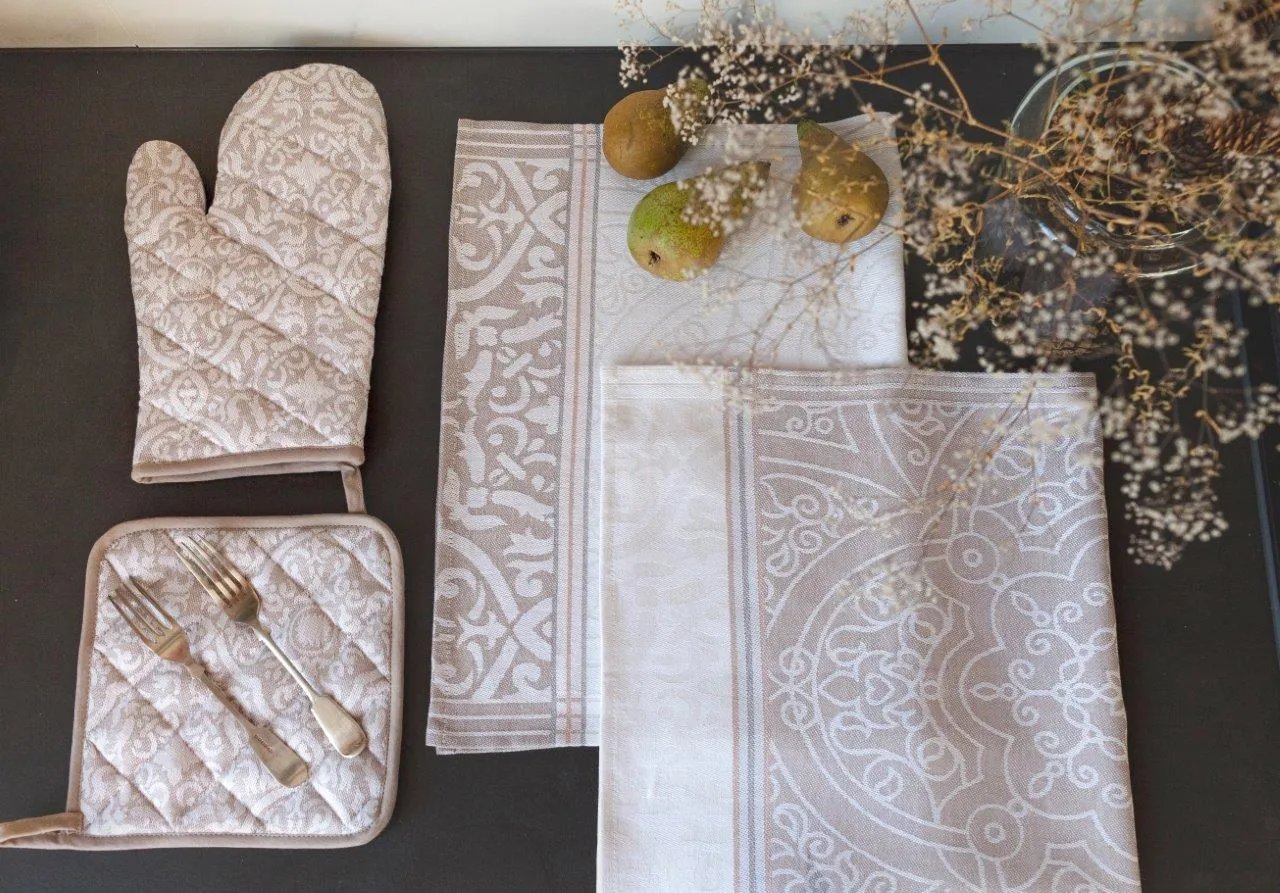 Zestaw kuchenny 4-czesciowy ETNO 001 podkładka rękawica 2x ścierka beżowy - FARO_28506