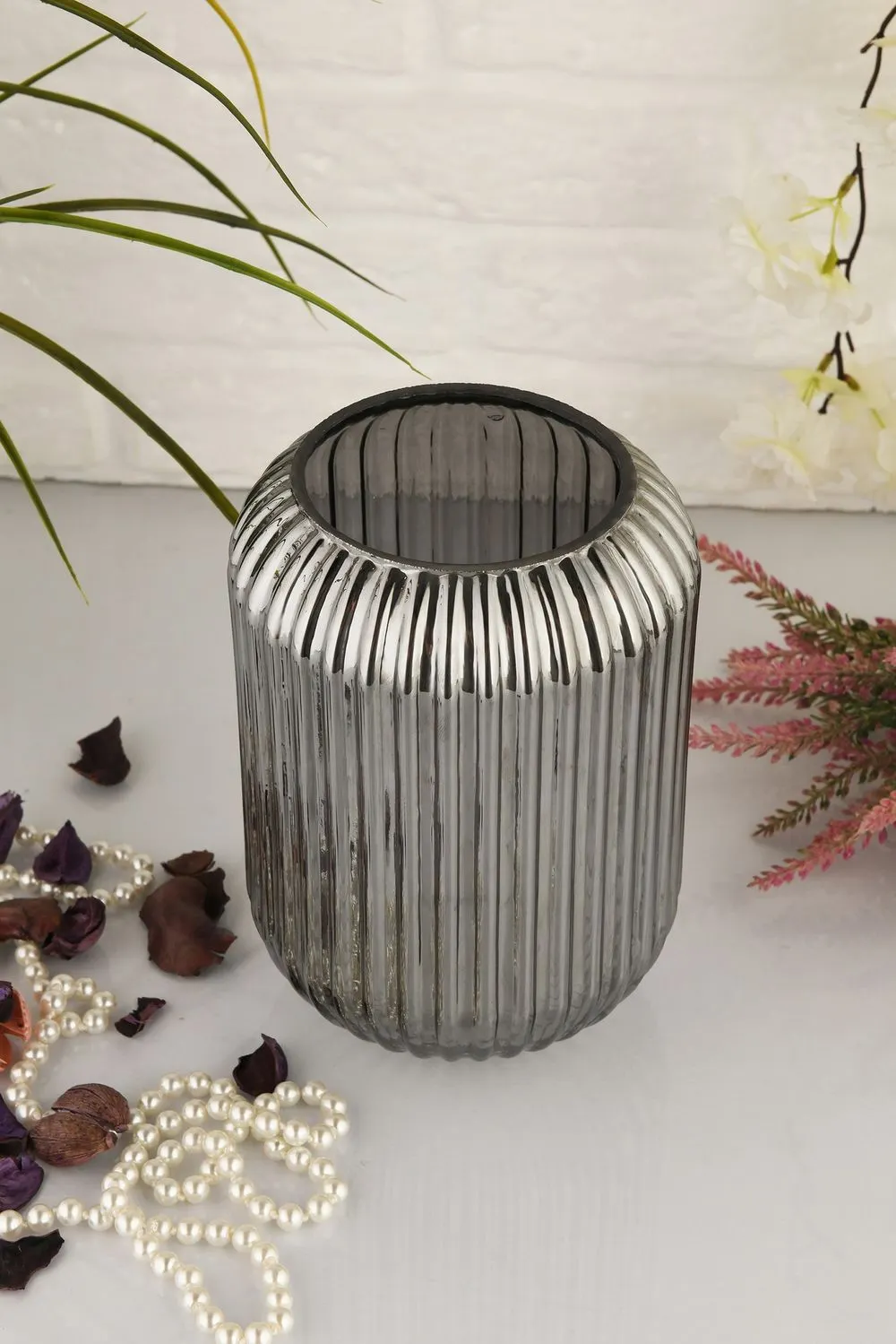 Wazon szklany LINE D20F 10x10x20 cm przydymiony - ASI_329SBL1102