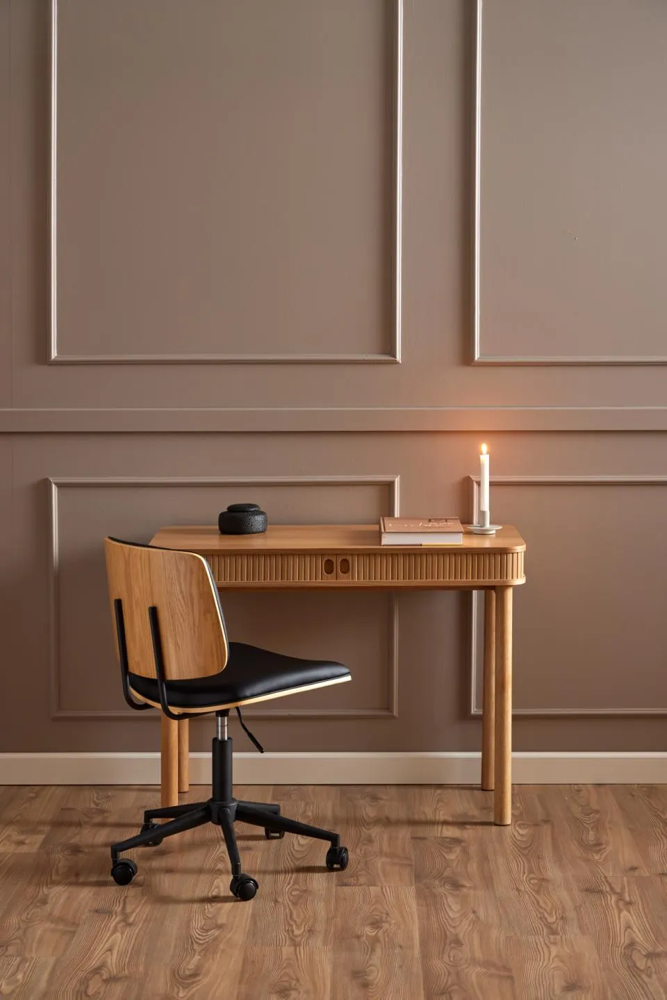 Krzesło obrotowe podnoszone OVEN Naturalny, Czarny - 0000104826