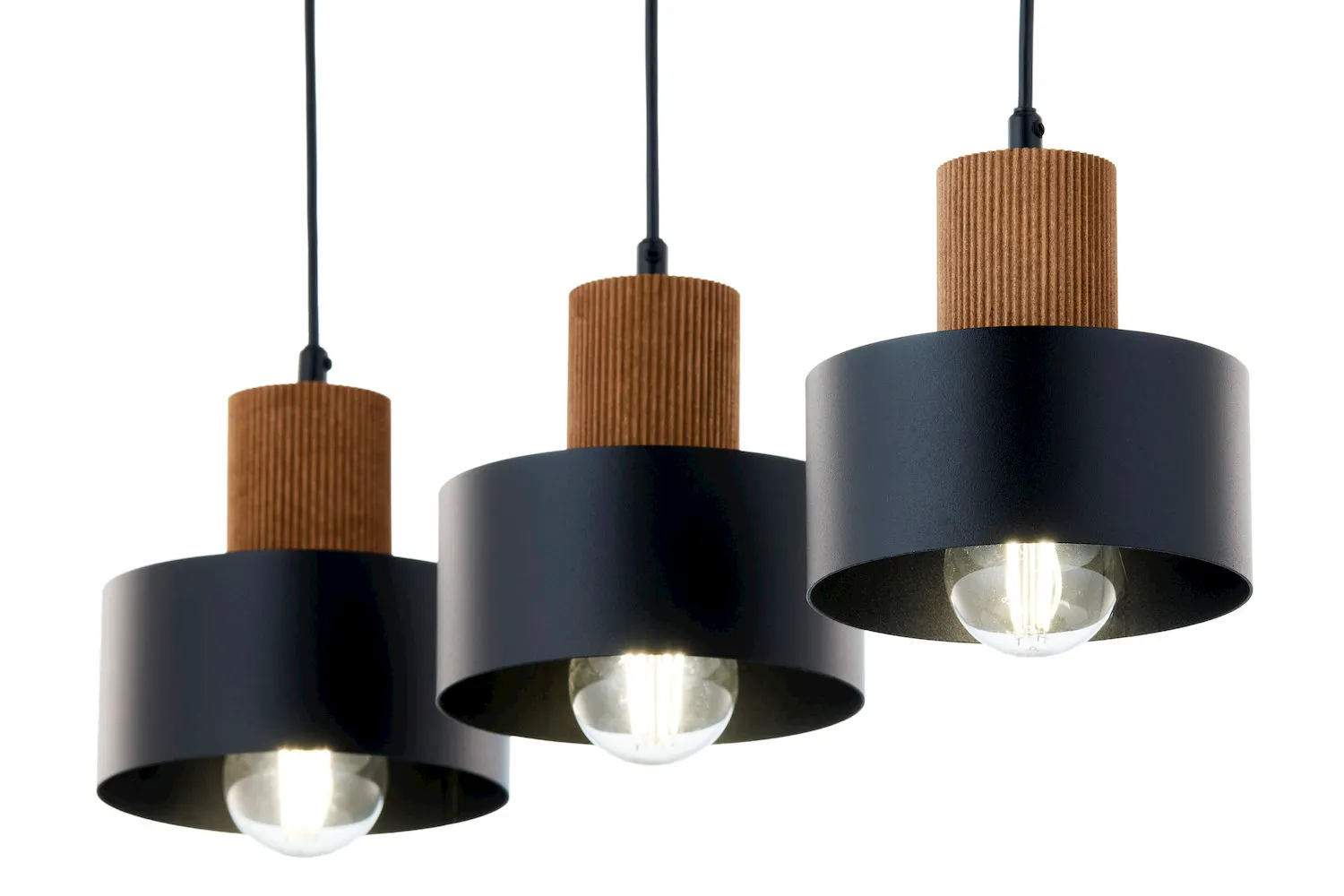 image lampa wisząca, czarna lampa, drewniane akcenty, metalowy korpus, kinkietowy design