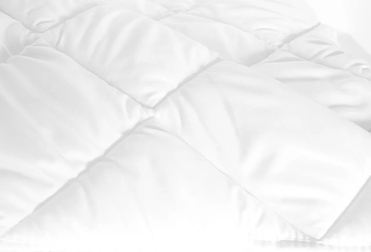 Kołdra całoroczna GOLDEN SWEET DREAMS 140X200 biała - FARO_23993