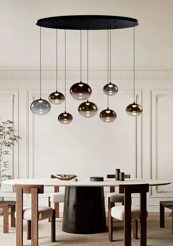 lampa wisząca, pendant lamp, kule szkło, kolorowe kule, stół jadalny