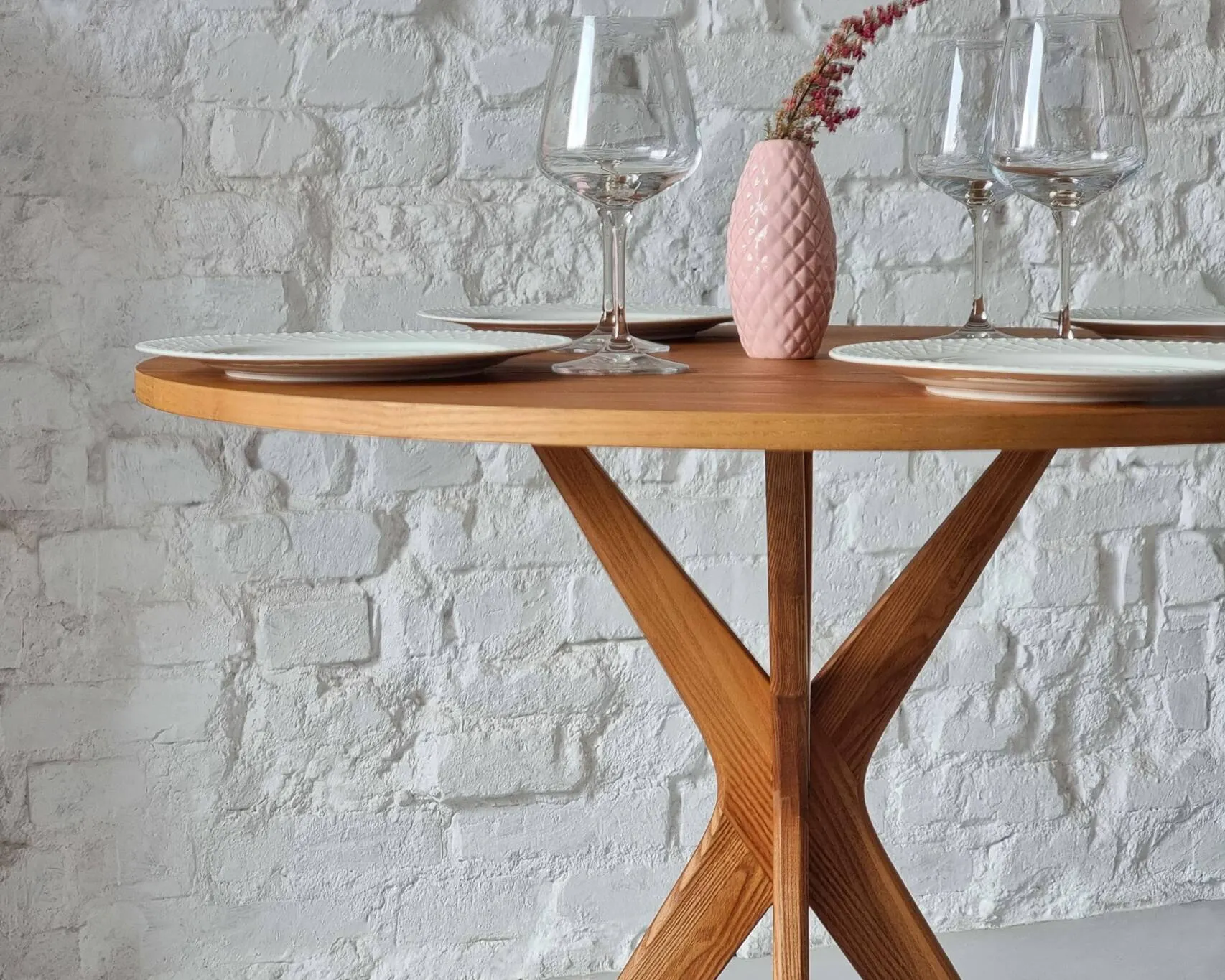 Mały stół okrągły JUBI 60x60 dąb — zdjęcie 3