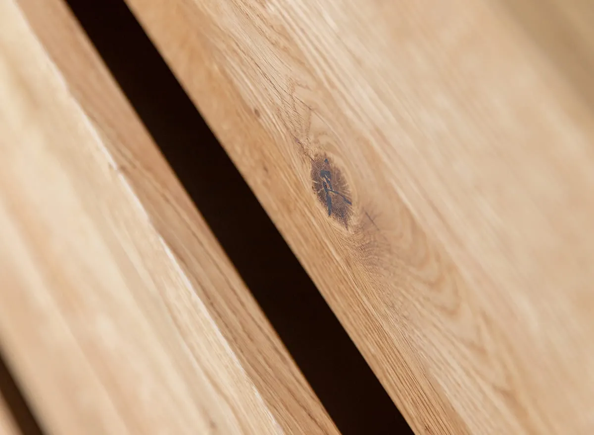 Komoda MODERN LOFT z 4 szufladami i przeszkleniem - dąb olejowany - PLMOL04S