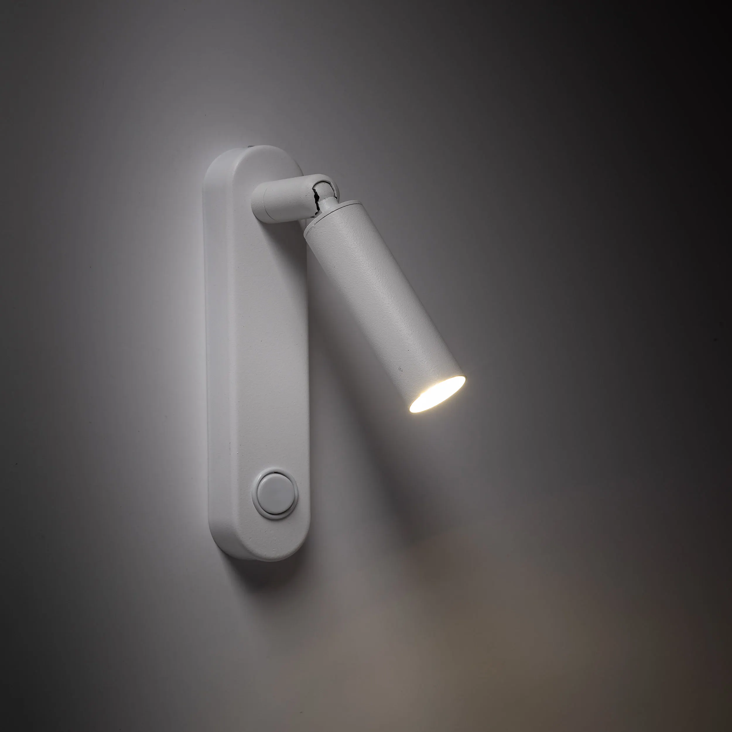 Kinkiet ENZO biały regulowany z włącznikiem 22x14x10cm - TK_6620