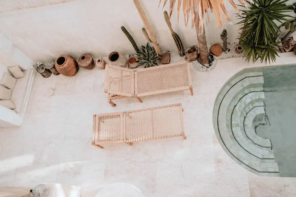 LEŻAK RATTANOWY LUNAN DRZEWO TEKOWE - MMHAL10N