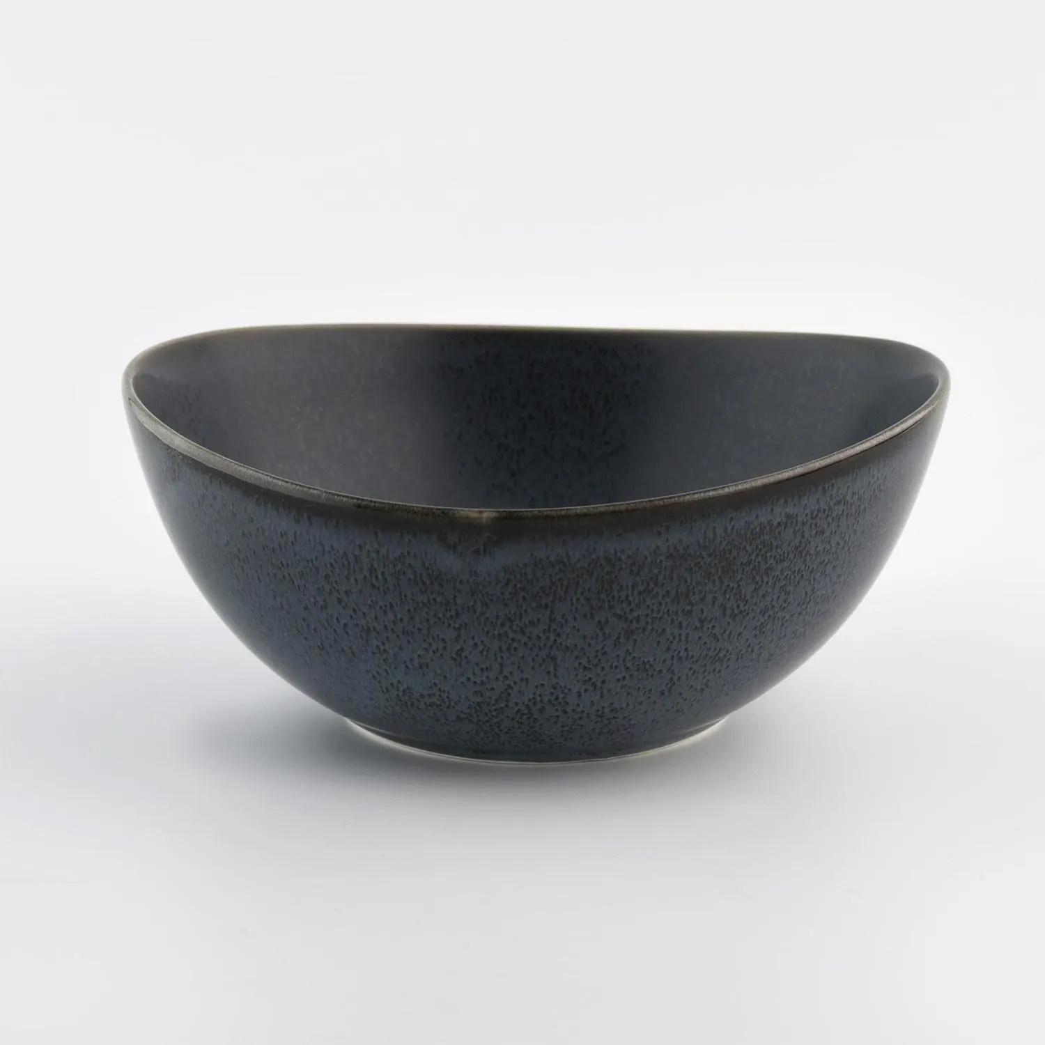 miska, miska ceramiczna, ciemny granat, kropkowana powierzchnia, kielichowa forma