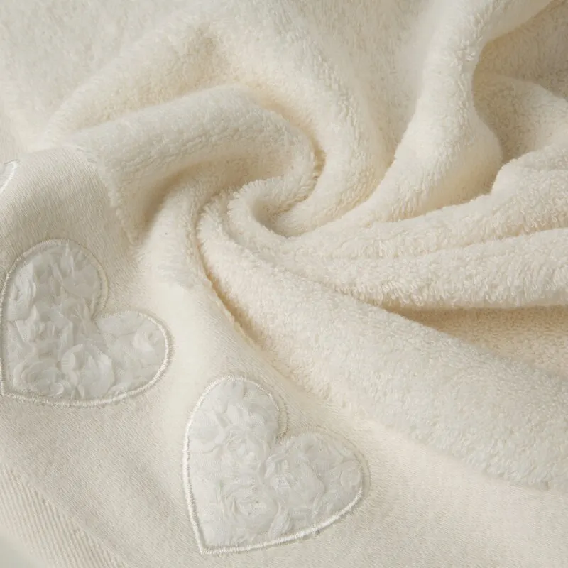 RĘCZNIK KAMILA (01) 70 X 140 CM KREMOWY - EU_418617