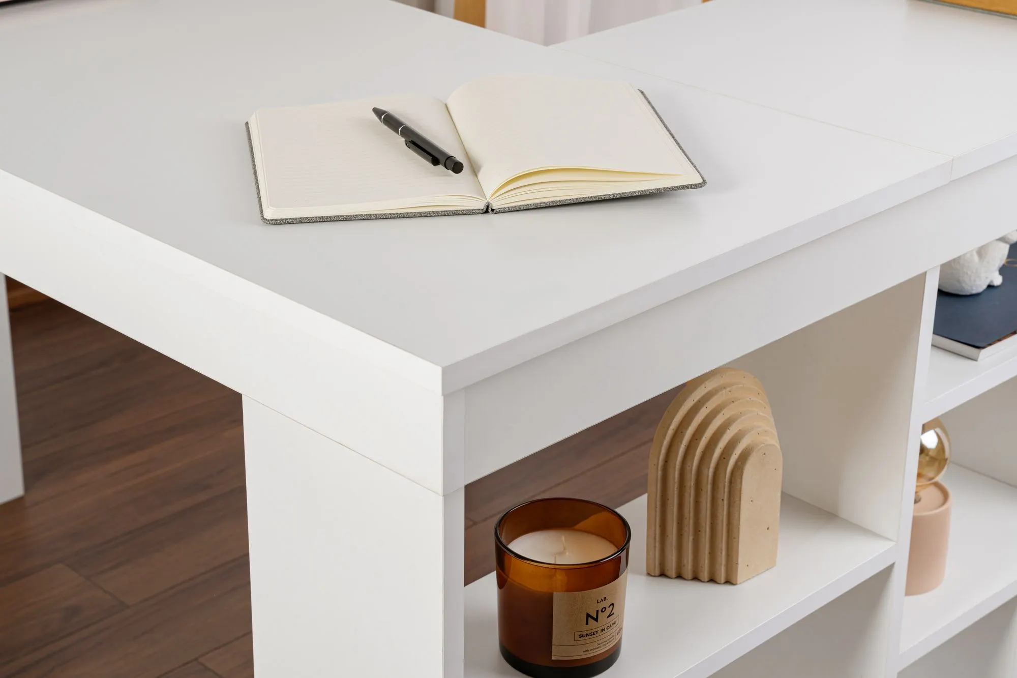 Biurko narożne z regałem VESPER 120x 130 cm białe - ASI_241NRD1115