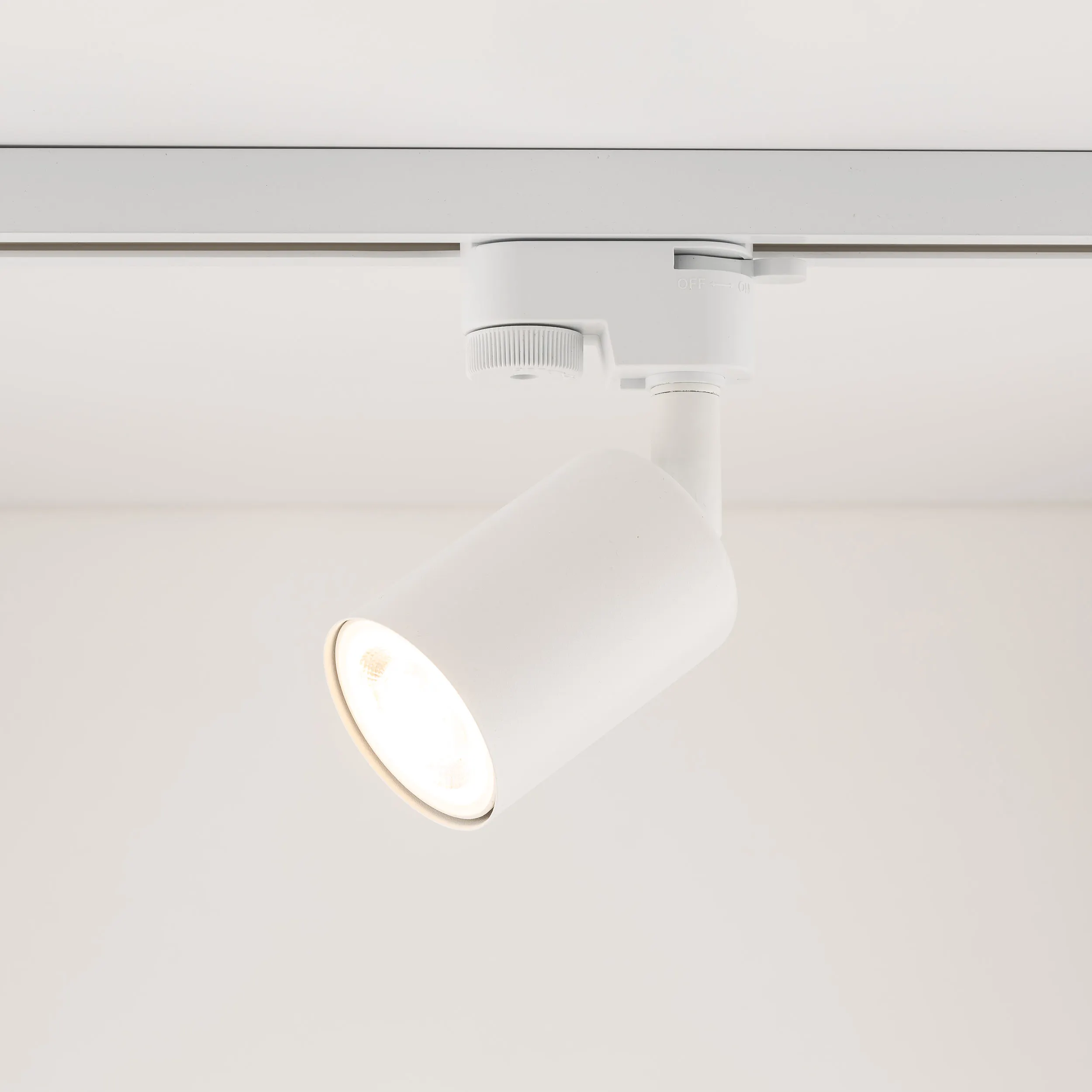 Reflektor listwowy TRACER biały regulowany 16x13x11cm - TK_5686