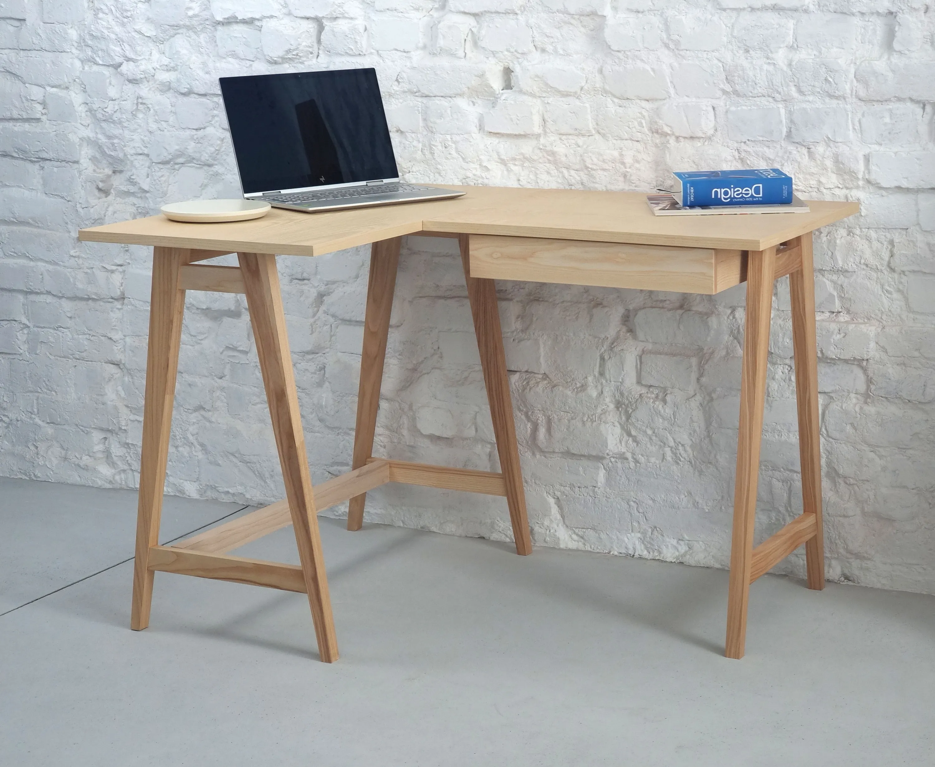 Biurko narożne z szufladą LUKA lewostronne 115x86 kolor orzech - NRGB_CDLUK1WAL_L