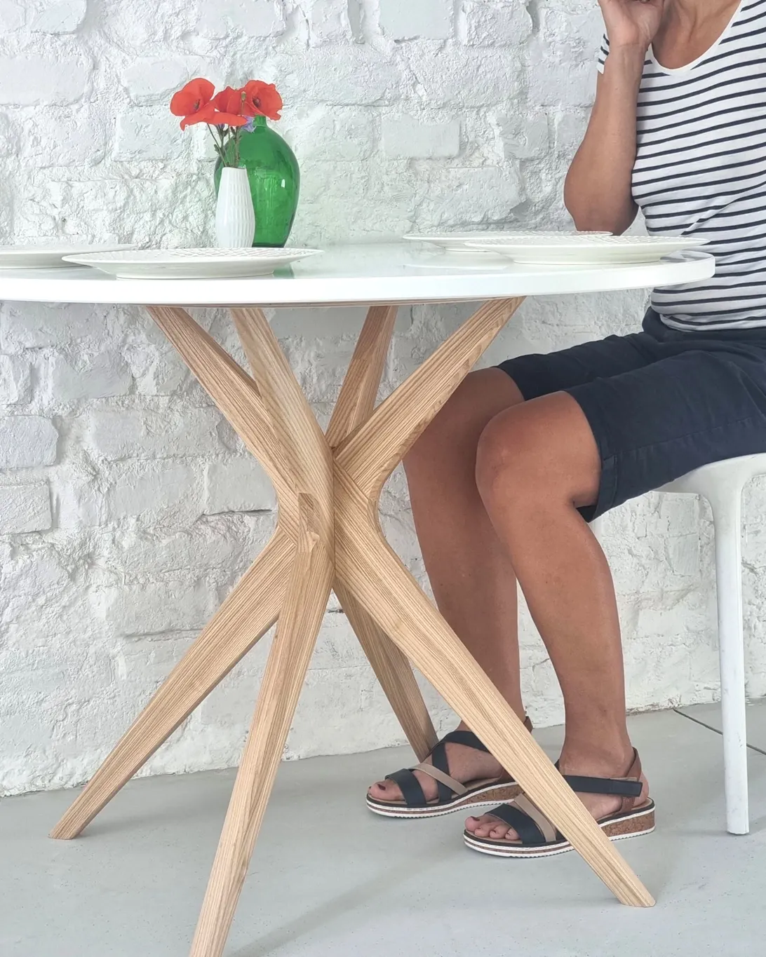 Stół półowalny JUBI Racetrack 90x90cm szałwiowy - RGBHR17