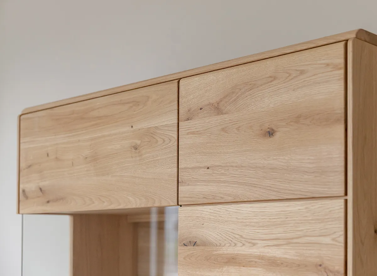 Witryna drewniana szklana DIVISIONE z oświetleniem lewa dąb olejowany - ZIDIV02L