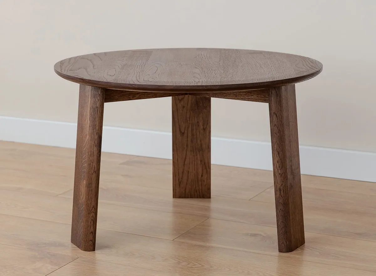 Stolik kawowy okrągły dębowy MONTI 61 cm ciemny dąb - PRHMON61T