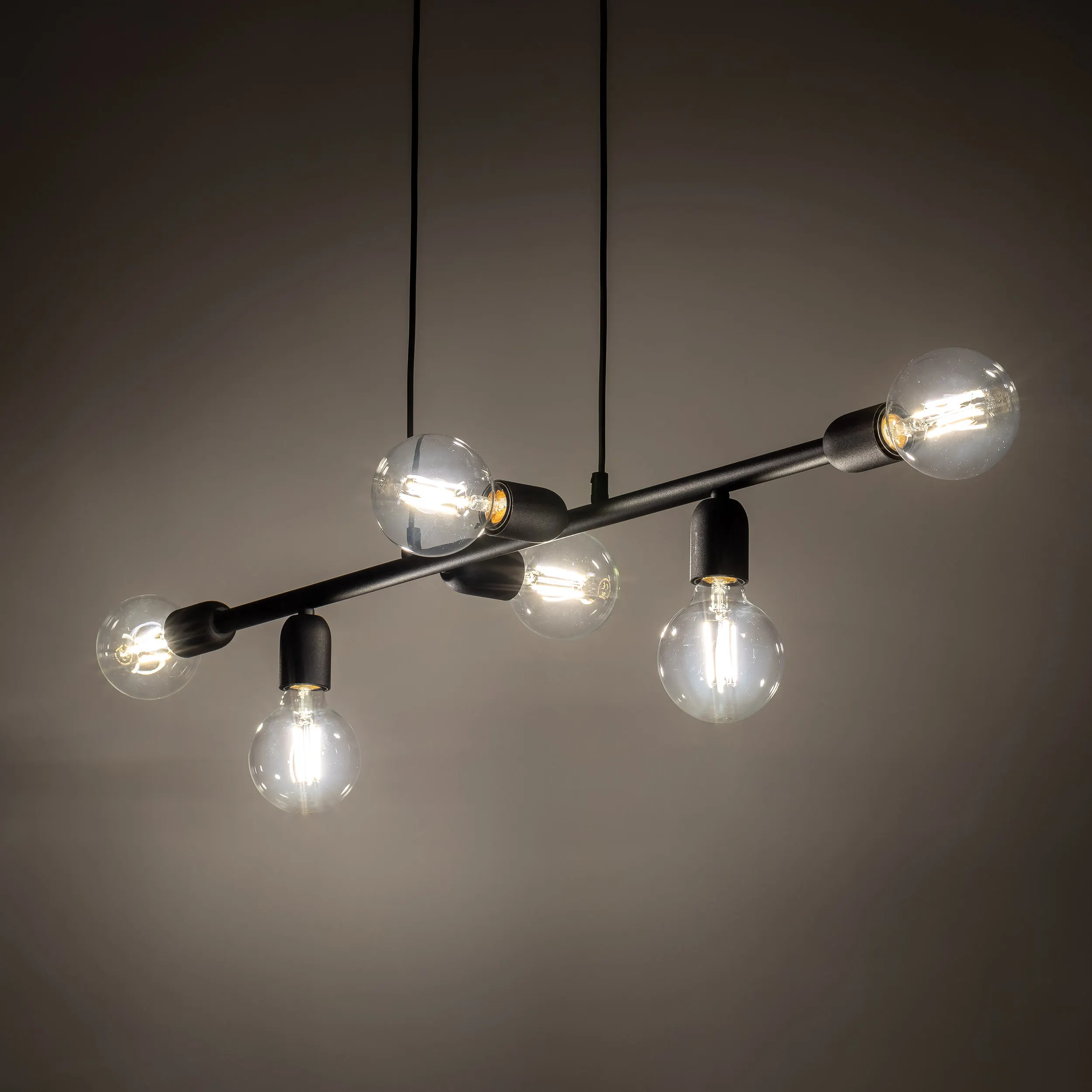 Lampa wisząca PORTO czarna na metalowej listwie 125x93x16cm - TK_5721